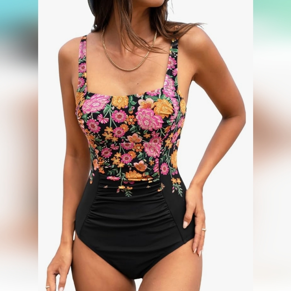 One Piece Swimsuit‎ Ruched Bathing Suit  Vintage look black floral Sz M